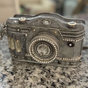 Mary Frances Crystal Camera Bag w/Detachable Chain. Like New!